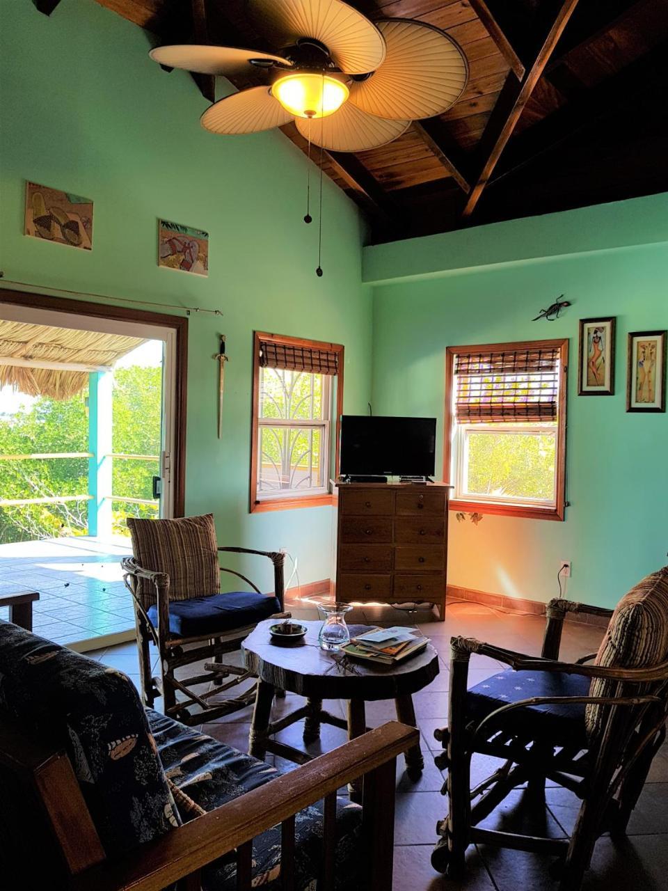 Slo-N-Ez Villa Terrace Caye Caulker Bagian luar foto